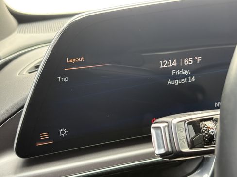 Certified 2024 Cadillac Lyriq Tech AWD/4WD image 19