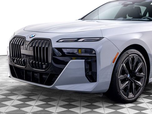 Certified 2023 BMW 760i xDrive w/ Parking Assistance Package AWD/4WD image 39