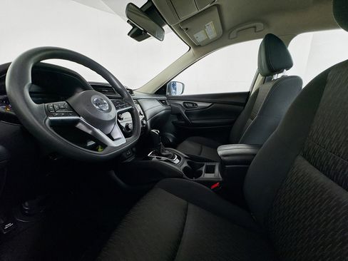 Used 2020 Nissan Rogue S image 20