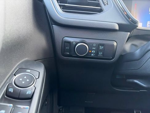 Used 2023 Ford Escape ST-Line w/ Tech Pack #1 AWD/4WD image 33