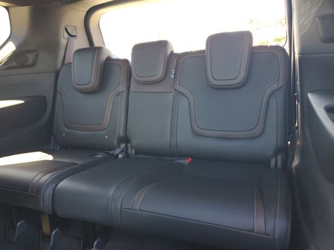 Certified 2025 Nissan Armada SL w/ Captain's Chari Seat Package AWD/4WD image 15