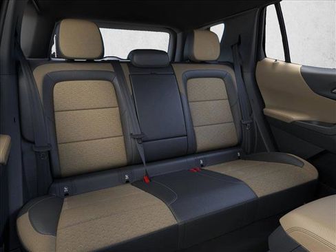 New 2026 Chevrolet Equinox ACTIV image 17