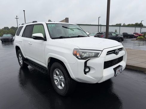 Used 2024 Toyota 4Runner SR5 Premium AWD/4WD image 1