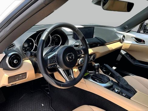 Used 2024 MAZDA MX-5 Miata RF Grand Touring w/ Weather Package RWD image 15