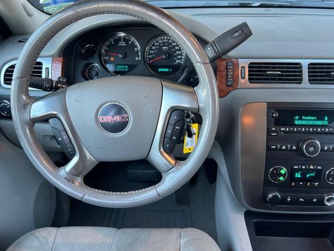 Used 2007 GMC Sierra 2500 SLT w/ Convenience Package AWD/4WD image 14