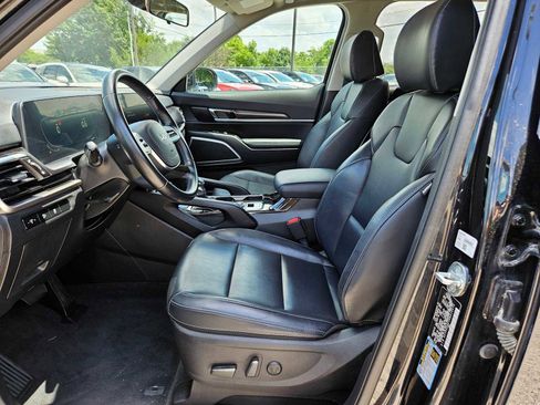 Used 2024 Kia Telluride S w/ S Sunroof Package image 15