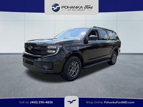 Used 2025 Ford Expedition Max Active RWD image 2