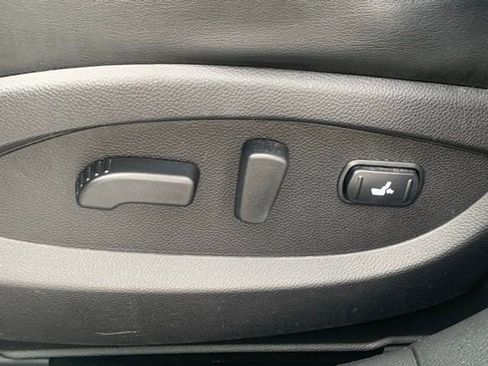 Used 2012 INFINITI FX35 AWD w/ Premium Pkg image 7