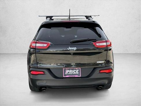 Used 2014 Jeep Cherokee Latitude w/ Comfort/Convenience Group FWD image 6
