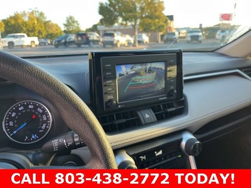 Used 2022 Toyota RAV4 XLE image 25