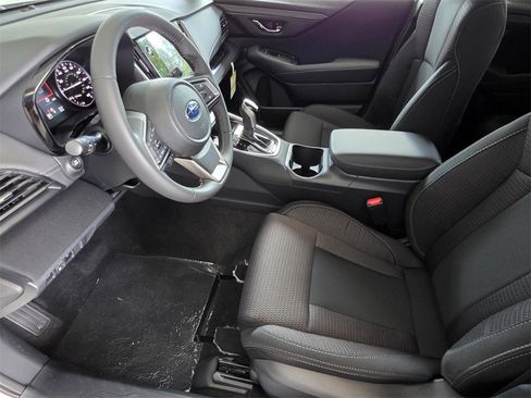 Certified 2025 Subaru Outback Premium image 8