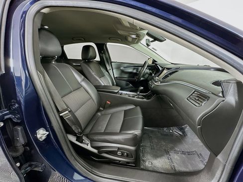 Used 2018 Chevrolet Impala LT image 28