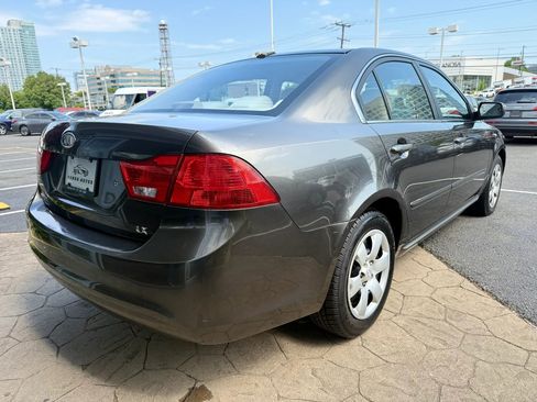 Used 2009 Kia Optima LX FWD image 7