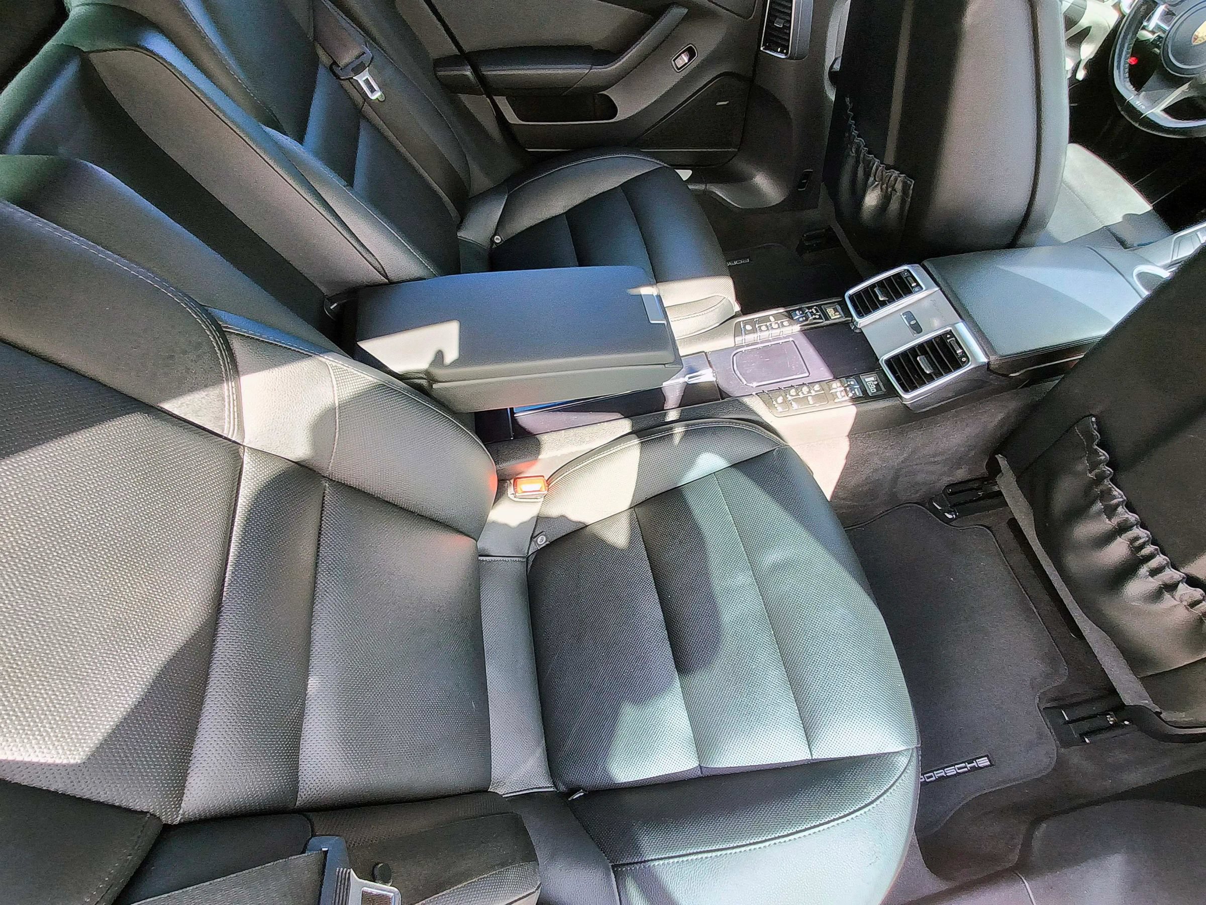 Used 2016 Porsche Panamera S RWD image 38