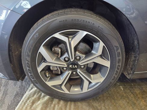 Used 2020 Kia Forte LXS image 62