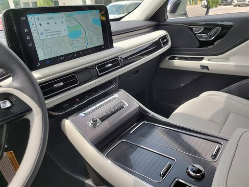 New 2025 Lincoln Aviator Premiere image 20