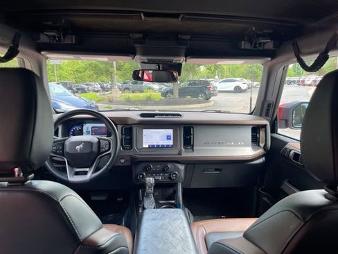Used 2023 Ford Bronco Outer Banks AWD/4WD image 33
