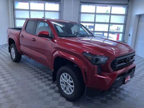 New 2026 Toyota Tacoma SR5 AWD/4WD image 7