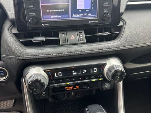 Used 2021 Toyota RAV4 XLE Premium FWD image 18