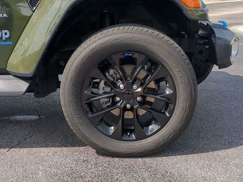 Certified 2023 Jeep Wrangler Unlimited Sahara AWD/4WD image 11