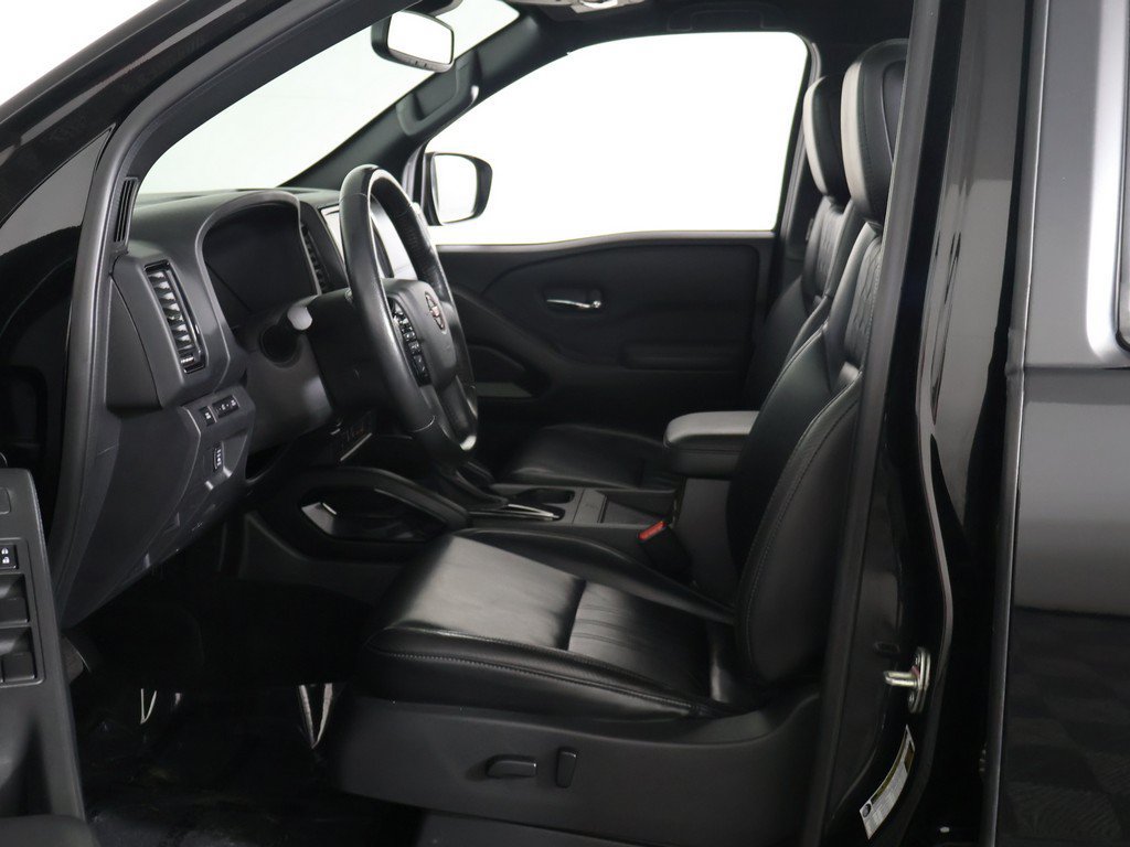 Used 2022 Nissan Frontier PRO-4X AWD/4WD image 28