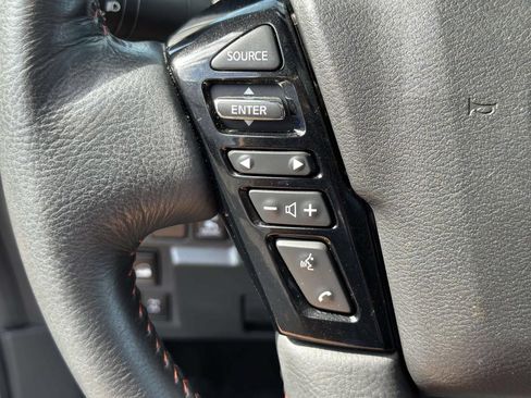 Used 2023 Nissan Frontier PRO-4X w/ Pro-4X Premium Package AWD/4WD image 17