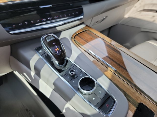 Used 2021 Cadillac Escalade ESV Premium Luxury Platinum RWD image 12