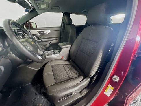 Used 2020 Chevrolet Blazer LT image 10