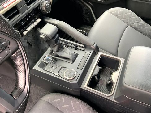 New 2026 Toyota Tacoma SR5 RWD image 7
