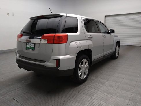Used 2017 GMC Terrain SLE FWD image 9