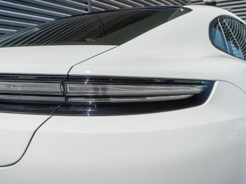 New 2026 Porsche Panamera RWD image 14