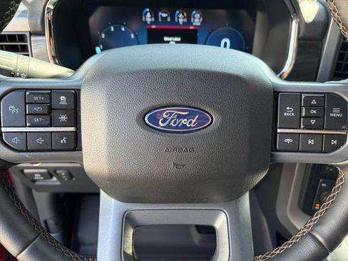 Used 2025 Ford F150 Lariat w/ Equipment Group 501A Mid AWD/4WD image 7