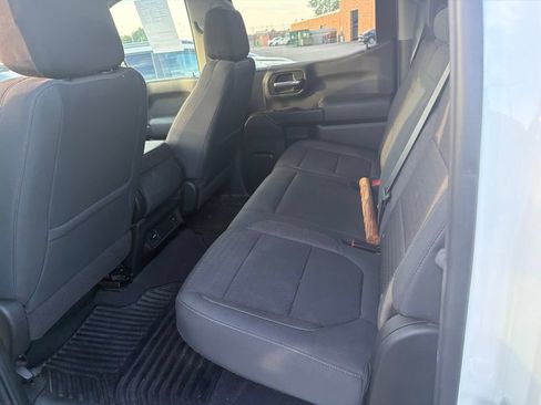 Used 2022 Chevrolet Silverado 1500 Custom w/ Safety Confidence Package AWD/4WD image 10