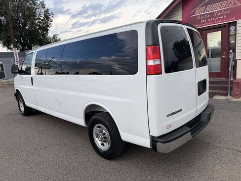Used 2025 Chevrolet Express 3500 LT w/ LT Preferred Equipment Group RWD image 6