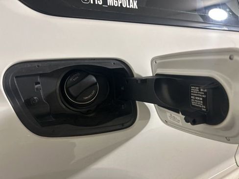 Used 2013 BMW M6 Coupe image 16