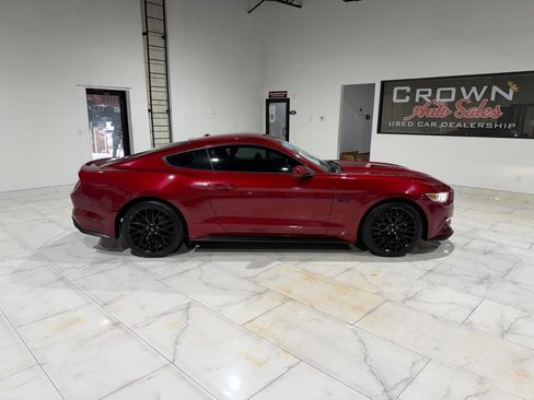 Used 2017 Ford Mustang GT Premium w/ GT Performance Package image 7