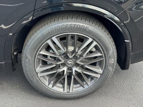 Certified 2026 Acura MDX SH-AWD w/ Advance Package image 5