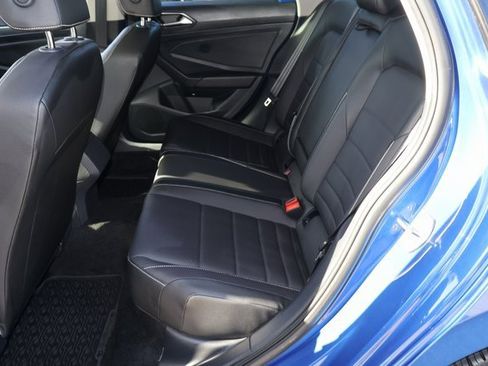 Certified 2023 Volkswagen Jetta SE image 13