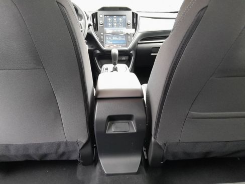 Certified 2025 Subaru Impreza 2.0i image 28