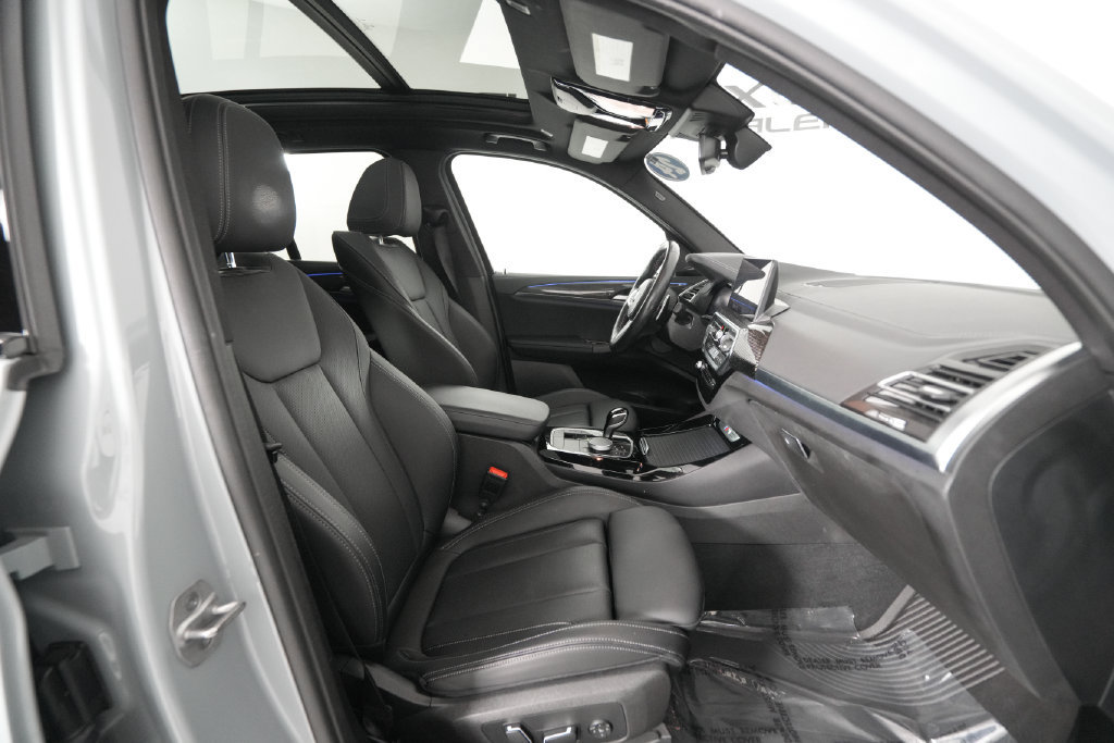 Used 2024 BMW X3 M40i AWD/4WD image 19