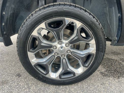 Used 2019 RAM 1500 Limited w/ Advanced Safety Group image 29