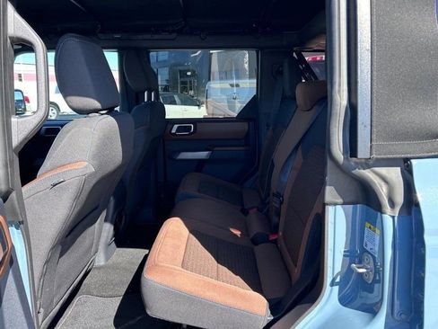 Used 2023 Ford Bronco Outer Banks image 8
