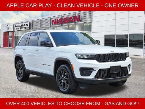 Used 2025 Jeep Grand Cherokee Altitude image 1