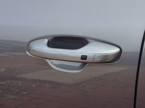 New 2025 Kia Telluride EX image 24