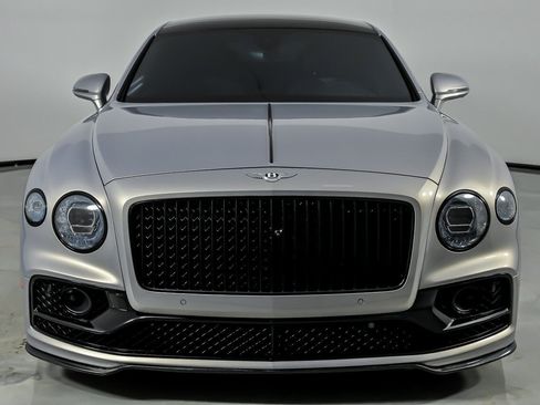 Used 2022 Bentley Flying Spur V8 AWD/4WD image 5