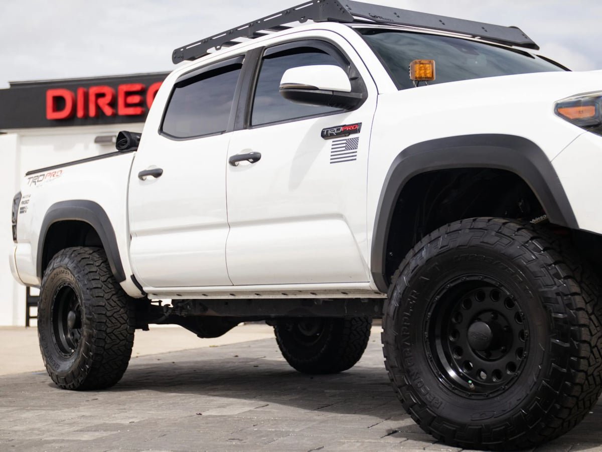 Used 2019 Toyota Tacoma TRD Pro AWD/4WD image 2