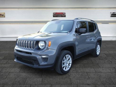 Used 2020 Jeep Renegade Sport w/ Sport Appearance Group AWD/4WD image 3