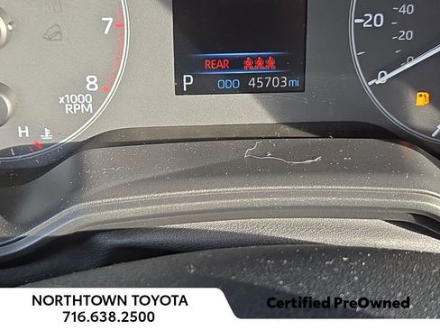 Used 2024 Toyota Corolla Cross LE image 19