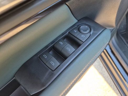 New 2027 GMC Terrain AT4 w/ Convenience Package III AWD/4WD image 21