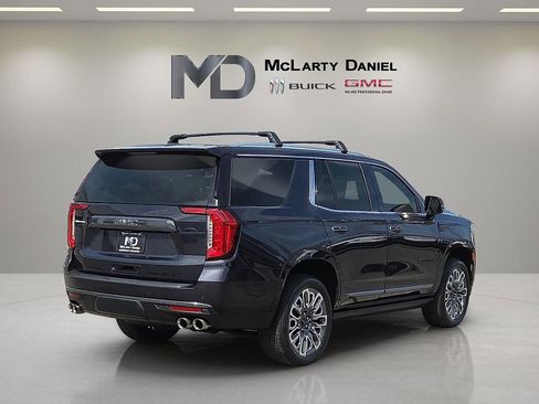 Certified 2023 GMC Yukon Denali Ultimate image 5